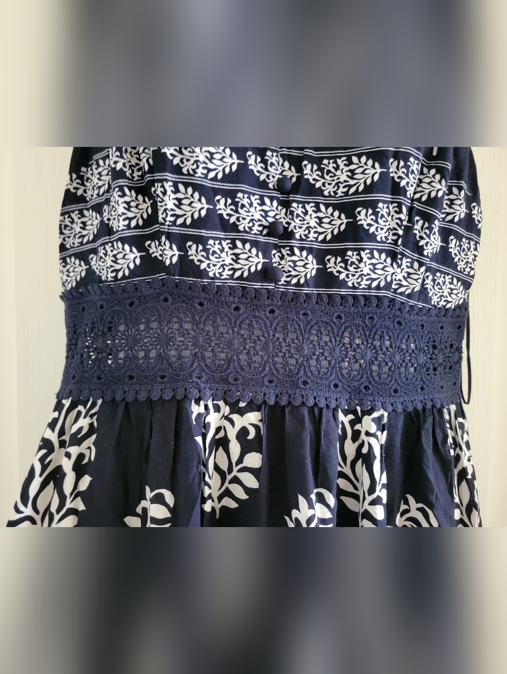 Miss Avenue | NWT Navy/White Boho Floral Maxi Dress (SIZE L) - Picture 9 of 16